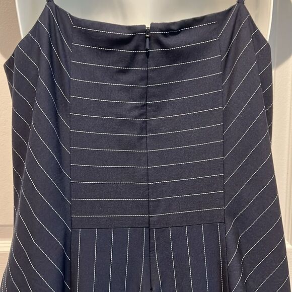 Banana Republic Navy with White Pinstripes Wide Leg Ankle Length Jumpsuit Sz 8P - Picture 10 of 14
